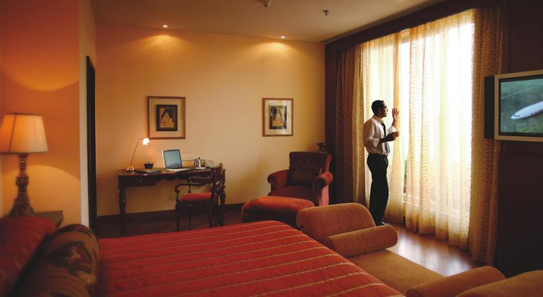 The Lalit Mumbai Hotel Phòng bức ảnh A room at the Taj Bengal